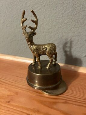Vintage Brass Deer Musical Wind-up Decor